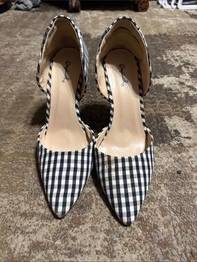 Qupid Black and White plaid Pointed Heels